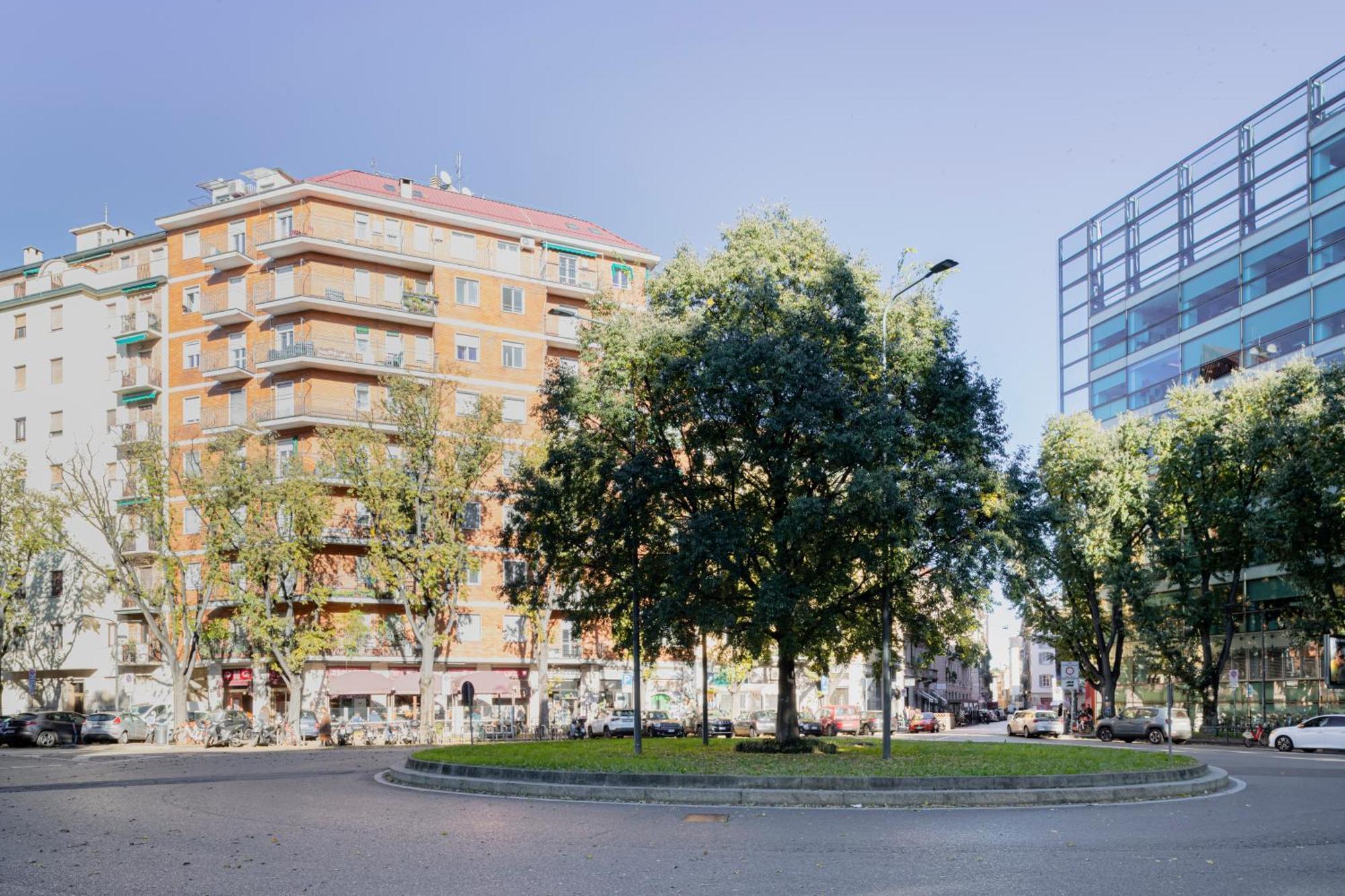 Relstay - Tortona, Milan